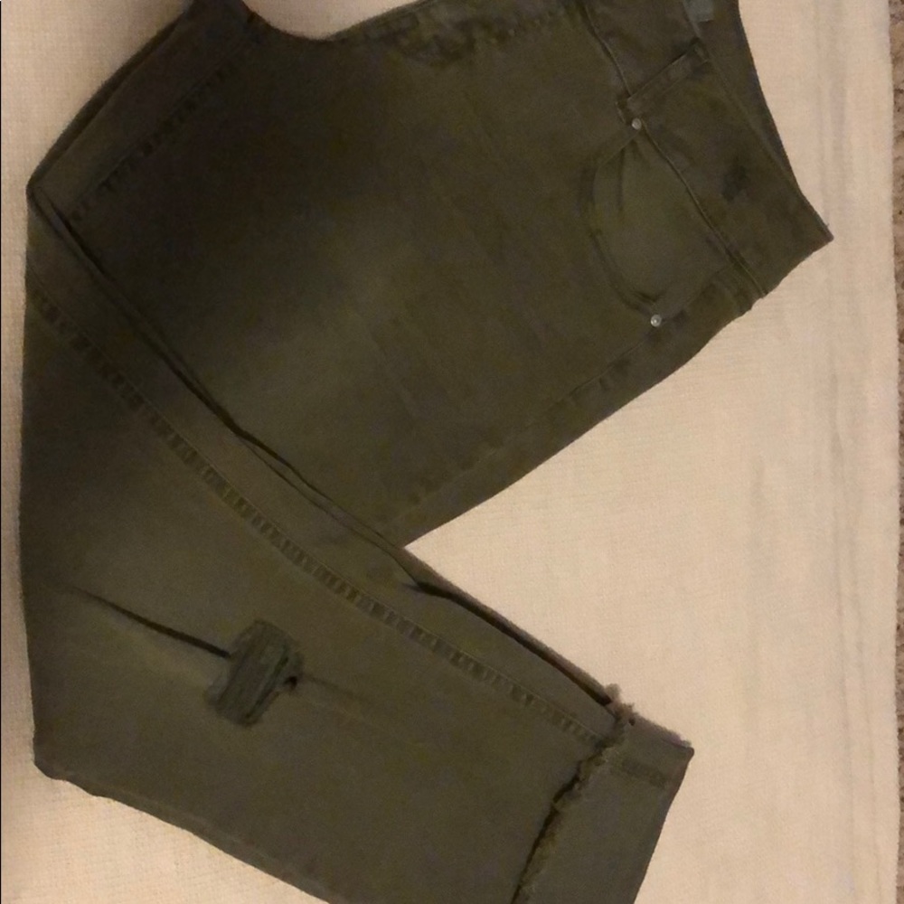 Women ankle fit jeans